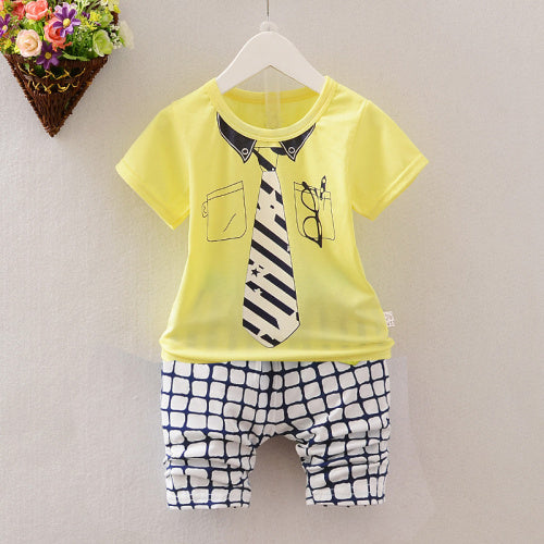 Printed set to look just like mommy or daddy when they go to work. - Here Comes A Baby